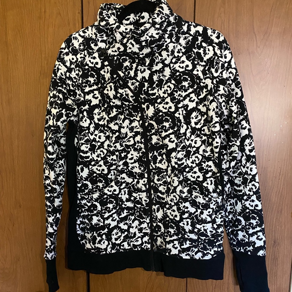 Lululemon jacket